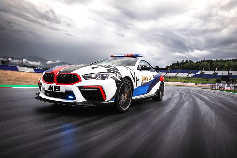  BMW M8 Competition Coupe MotoGP Safety Car (F92) 2019 года  (фото 5 из 38)